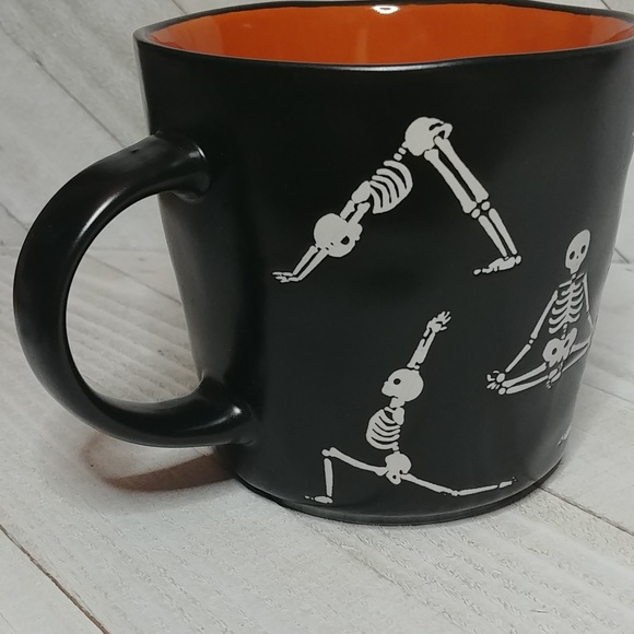 NEW "Nama - Stay Scary" Yoga Pose Skeleton Halloween Mug - Picture 5 of 5